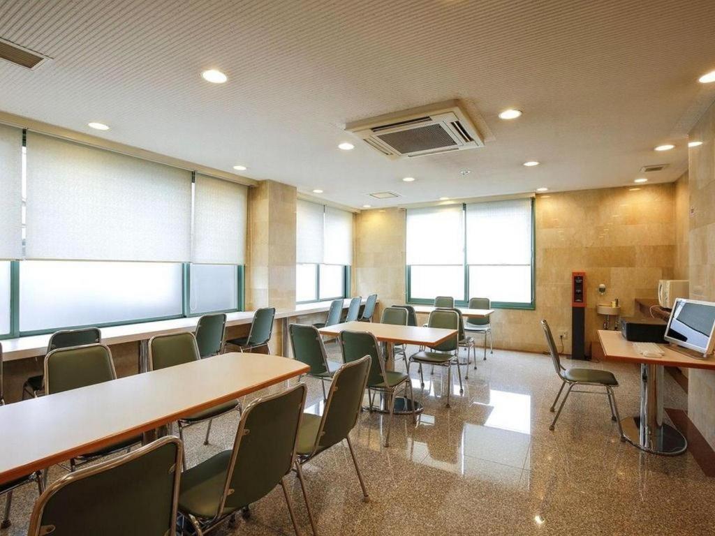 Apa Hotel Nishimaizuruekimae Buitenkant foto